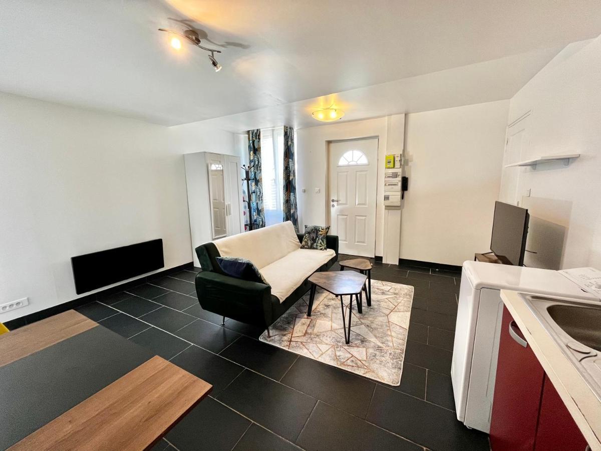 Studios Au Quartier Pavillonnaire Rue D Ambert Orleans Exterior photo