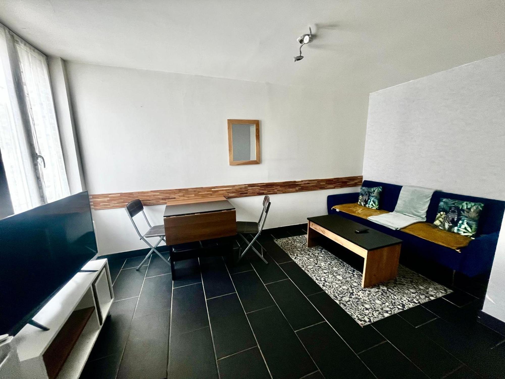Studios Au Quartier Pavillonnaire Rue D Ambert Orleans Exterior photo